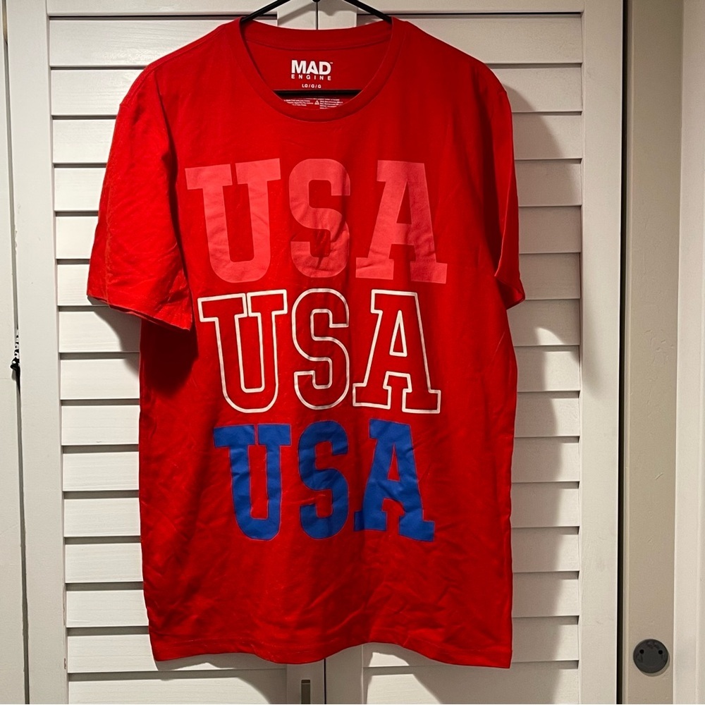 Mad Engine USA Graphic Tee Red‎ Men's Size Large NWT Patriotic Shirt